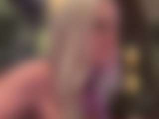 AlenaCroft's Live Sex Cam Show