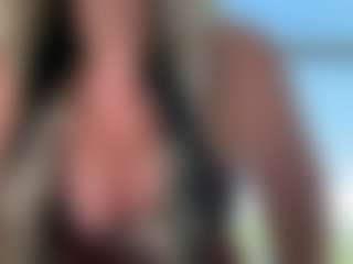 AlenaCroft's Live Sex Cam Show
