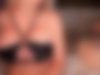 AlenaCroft's Live Sex Cam Show