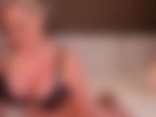 AlenaCroft's Live Sex Cam Show
