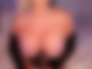 AlenaCroft's Live Sex Cam Show