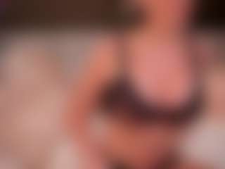 AlenaCroft's Live Sex Cam Show