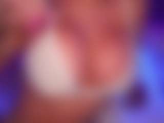 AlenaCroft's Live Sex Cam Show