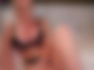 AlenaCroft's Live Sex Cam Show
