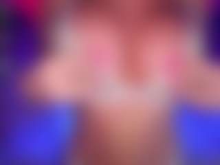 AlenaCroft's Live Sex Cam Show