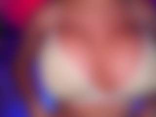 AlenaCroft's Live Sex Cam Show