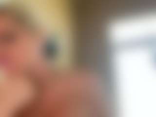 AlenaCroft's Live Sex Cam Show