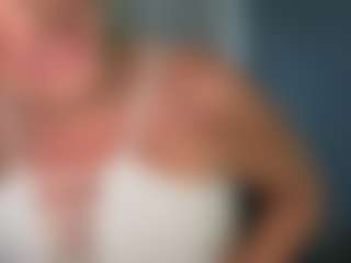 AlenaCroft's Live Sex Cam Show