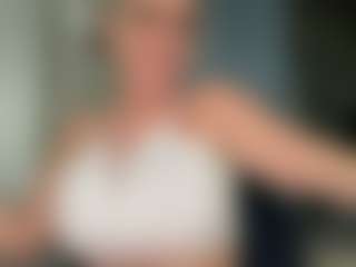 AlenaCroft's Live Sex Cam Show