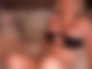 AlenaCroft's Live Sex Cam Show