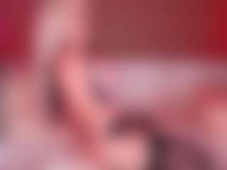 Live cam show with AlenaCroft - Pornstar MILF on Chatstar