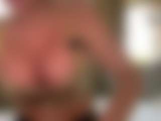 AlenaCroft's Live Sex Cam Show