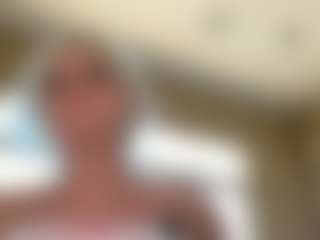 AlenaCroft's Live Sex Cam Show