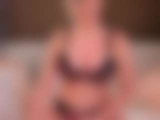 AlenaCroft's Live Sex Cam Show