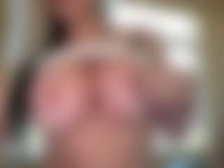 AlenaCroft's Live Sex Cam Show