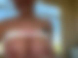 AlenaCroft's Live Sex Cam Show