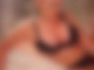 AlenaCroft's Live Sex Cam Show