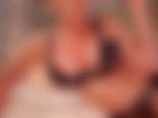 AlenaCroft's Live Sex Cam Show
