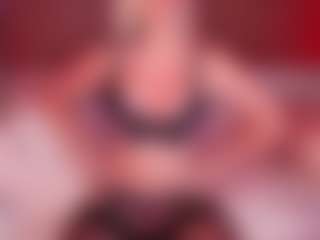 AlenaCroft's Live Sex Cam Show
