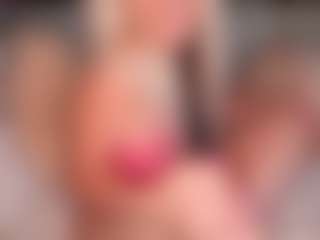 AlenaCroft's Live Sex Cam Show