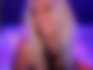 AlenaCroft's Live Sex Cam Show