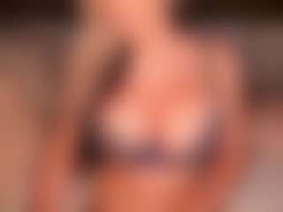 AlenaCroft's Live Sex Cam Show
