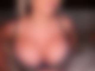 AlenaCroft's Live Sex Cam Show