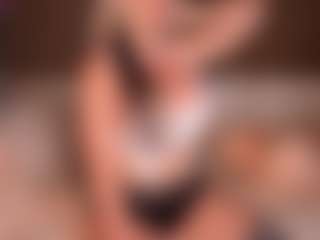 AlenaCroft's Live Sex Cam Show