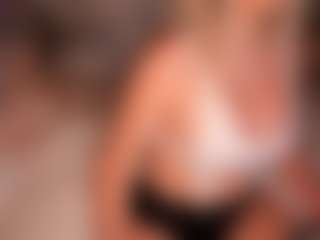 AlenaCroft's Live Sex Cam Show