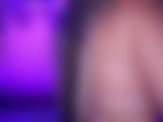 AlenaCroft's Live Sex Cam Show
