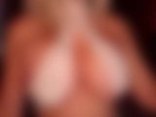 AlenaCroft's Live Sex Cam Show