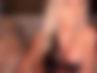 AlenaCroft's Live Sex Cam Show