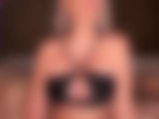 AlenaCroft's Live Sex Cam Show
