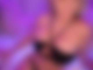 AlenaCroft's Live Sex Cam Show