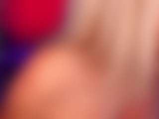 Live cam show with AlenaCroft - Pornstar Toys on Camsoda