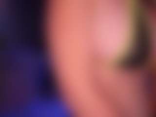 AlenaCroft's Live Sex Cam Show