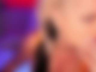 Cam Show en direct de AlenaCroft