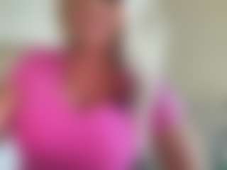 Live cam show with AlenaCroft - Pornstar Squirt on Camsoda