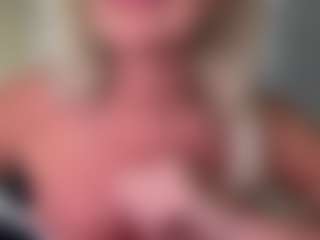 AlenaCroft's Live Sex Cam Show