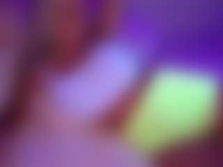 AlenaCroftのライブセックスチャットショー
