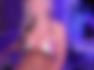 AlenaCroft's Live Sex Cam Show