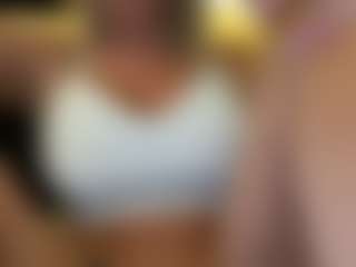 AlenaCroft's Live Sex Cam Show
