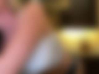 AlenaCroft's Live Sex Cam Show
