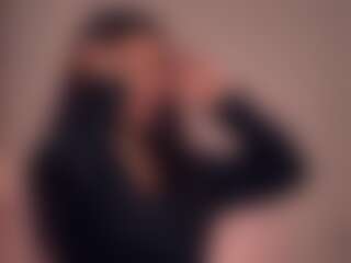 Adalline's Live Sex Cam Show
