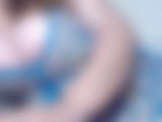 Live cam show with Misslissa - MILF Teen (18+) on chickslive.net