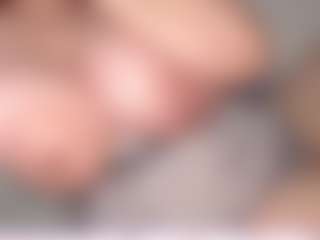 Live cam show with Misslissa - Lush on SmokeAndPoke