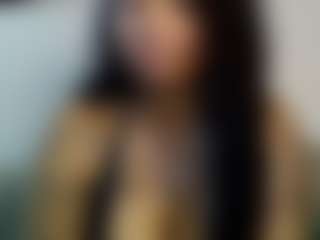 Live cam show with Tammygold - Brown Eyes Black on Milfs Live