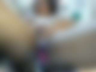 Tammygold's Live Sex Cam Show