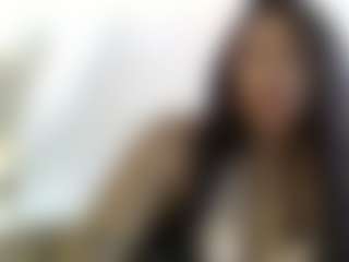 Tammygold MILF webcam performer live streaming