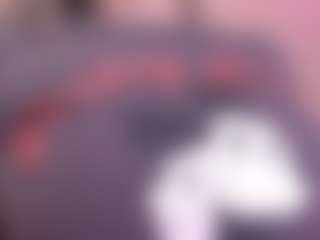Live cam show with LiindaEvans - Milk on sexylive.show